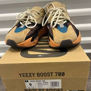 Yeezy Boost 700